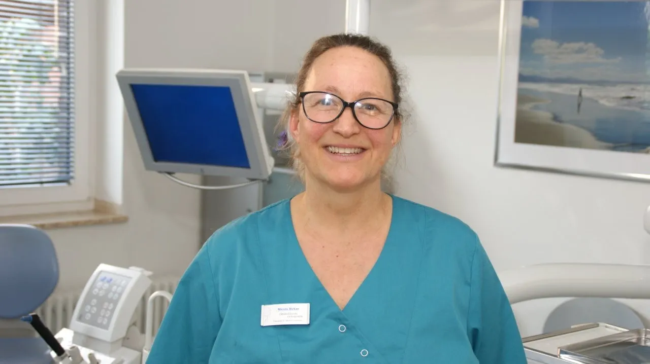 Nicole Birker - Zahnmedizinische Fachangestellte / Stuhlassistenz